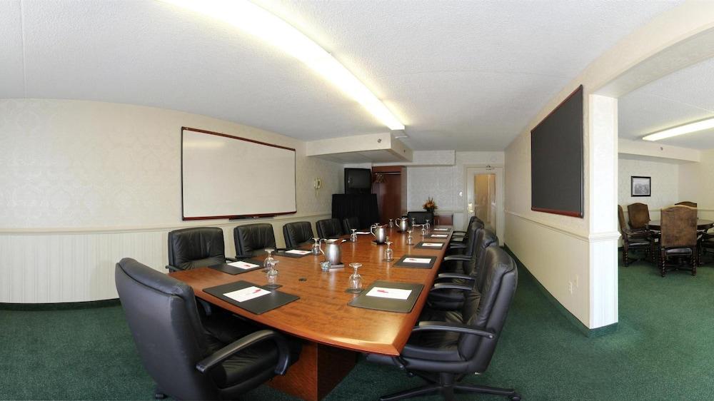 Clarion Hotel Philadelphia International Airport Essington Εξωτερικό φωτογραφία